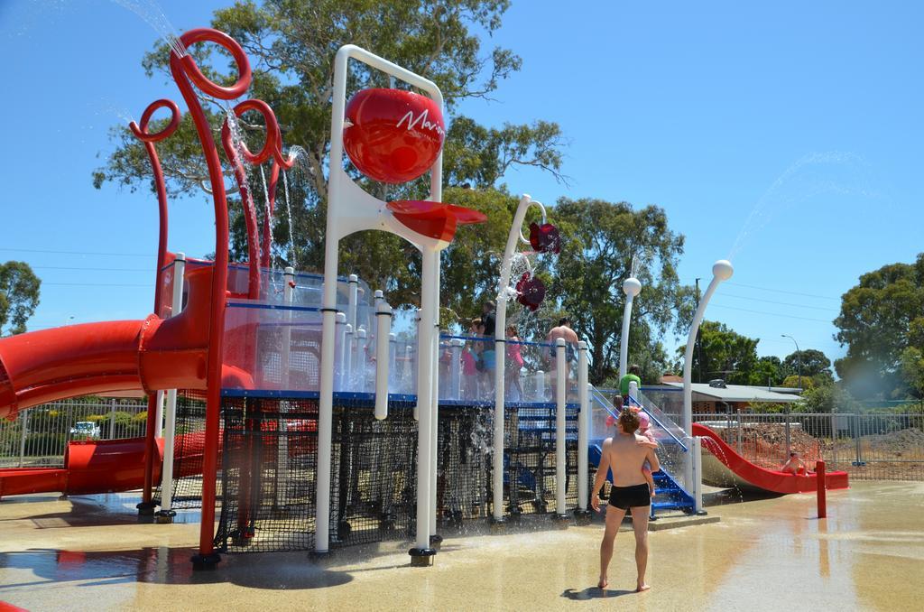 Marion Holiday Park Adelaide Buitenkant foto
